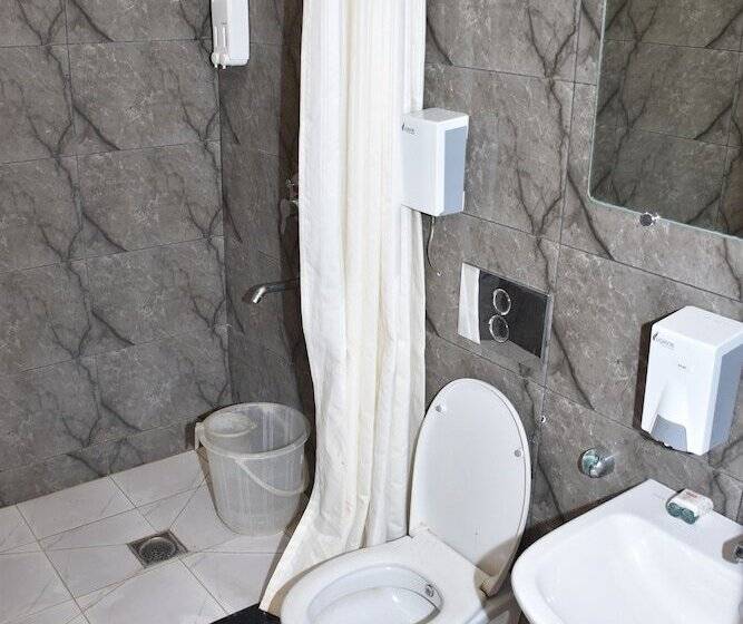 חדר דלוקס, 360