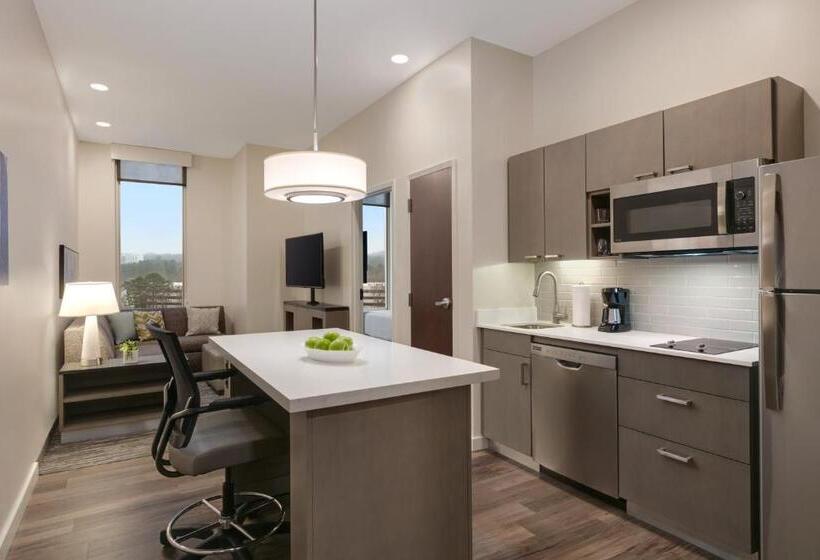 جناح سرير ملكى, Hyatt House Atlanta Perimeter Center