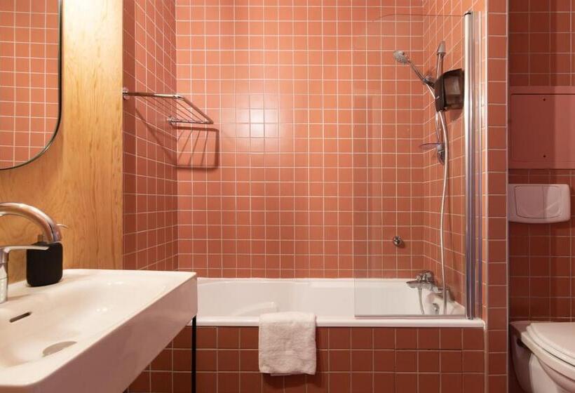 标准间, Timberlodge