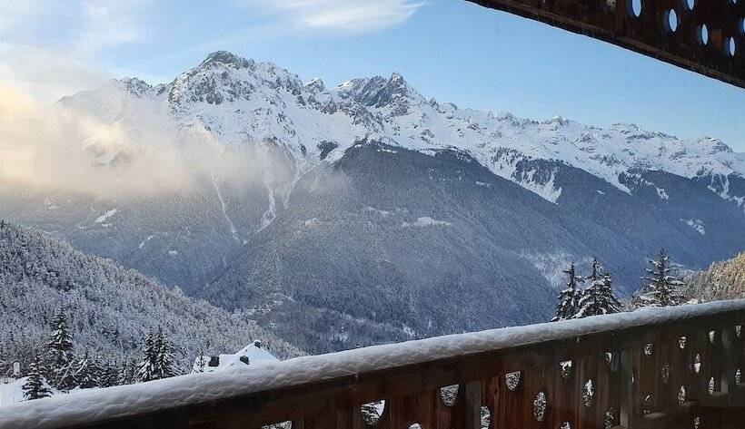 标准间, Timberlodge