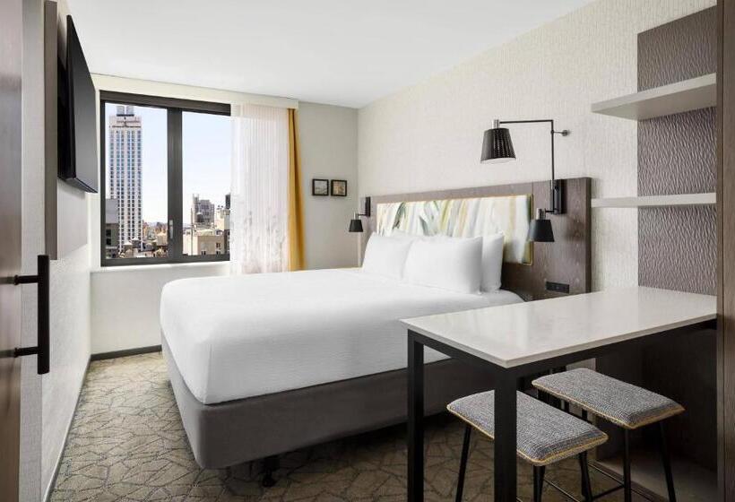 带大床的标准工作室, Towneplace Suites By Marriott New York Manhattan/chelsea