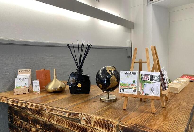 חדר סטנדרט, The 5 Continents I By Stay Swiss