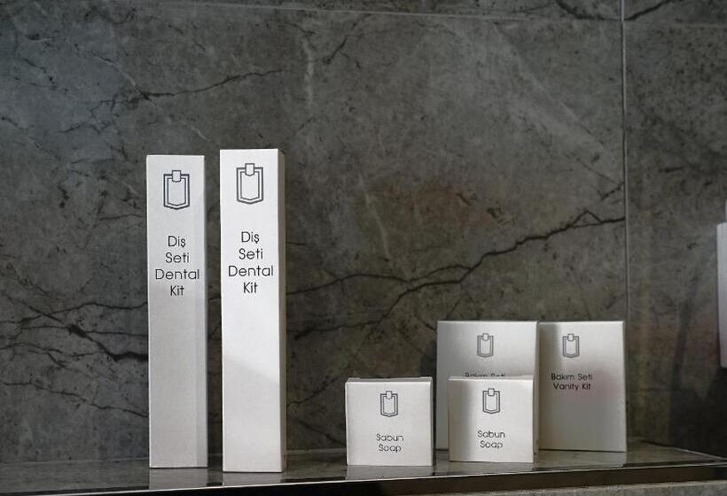 اتاق لوکس, Class Hotel Bosphorus With Jacuzzi