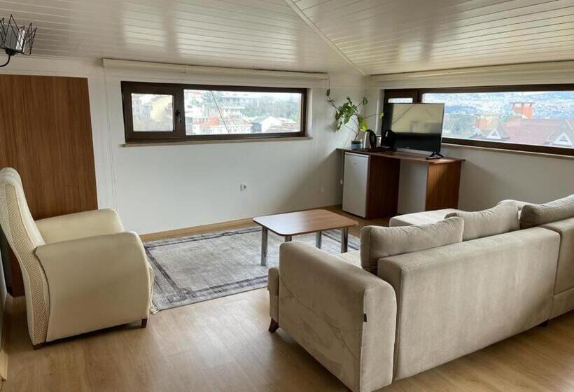 Deluxe Suite Sea View, Class Hotel Bosphorus With Jacuzzi