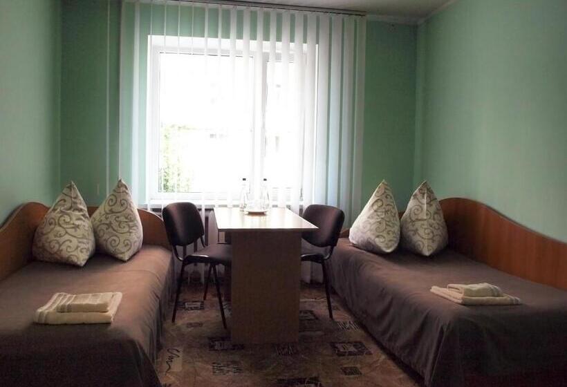 Standard 3 Pers. Værelse, готель мотор