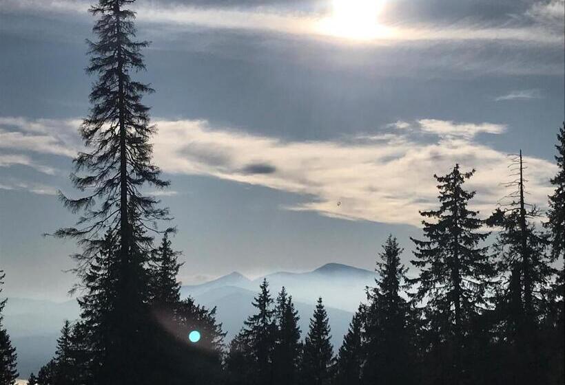 اتاق استاندارد سه تخته با بالکن, Alpin Eco Chalet & Wellness