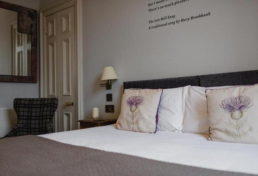 디럭스 룸, Taypark House