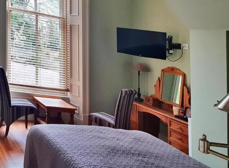 اتاق استاندارد برای معلولان, Taypark House