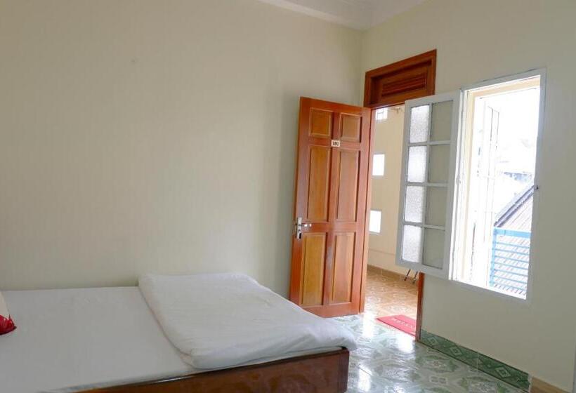 اتاق لوکس, Tuan Vu Bao Long Da Lat