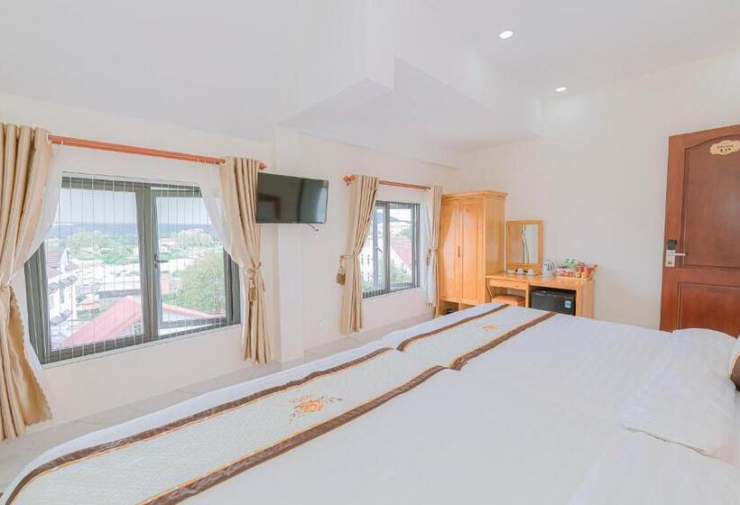 اتاق استاندارد چهار تخته, Rosa Villa & Hotel Dalat