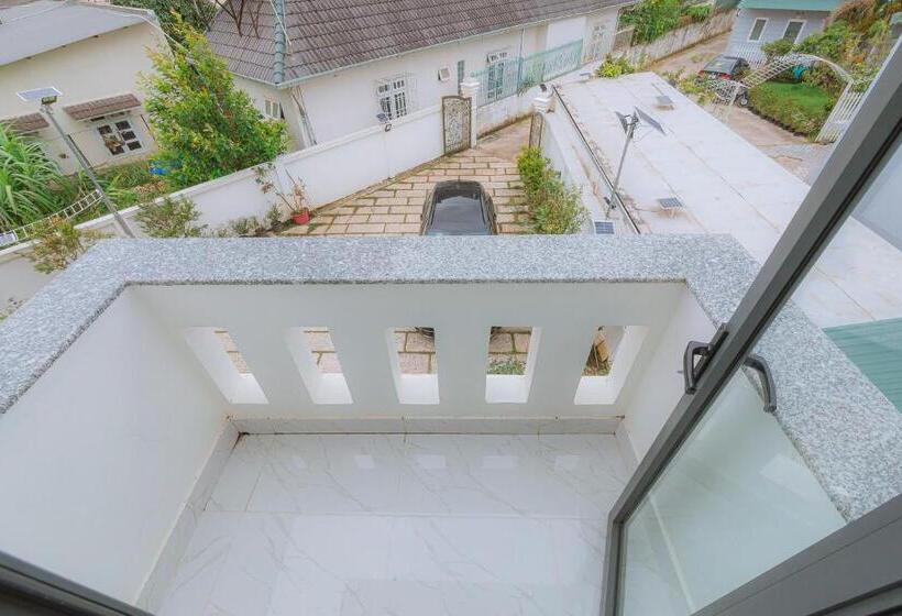 اتاق استاندارد با تخت بزرگ, Rosa Villa & Hotel Dalat