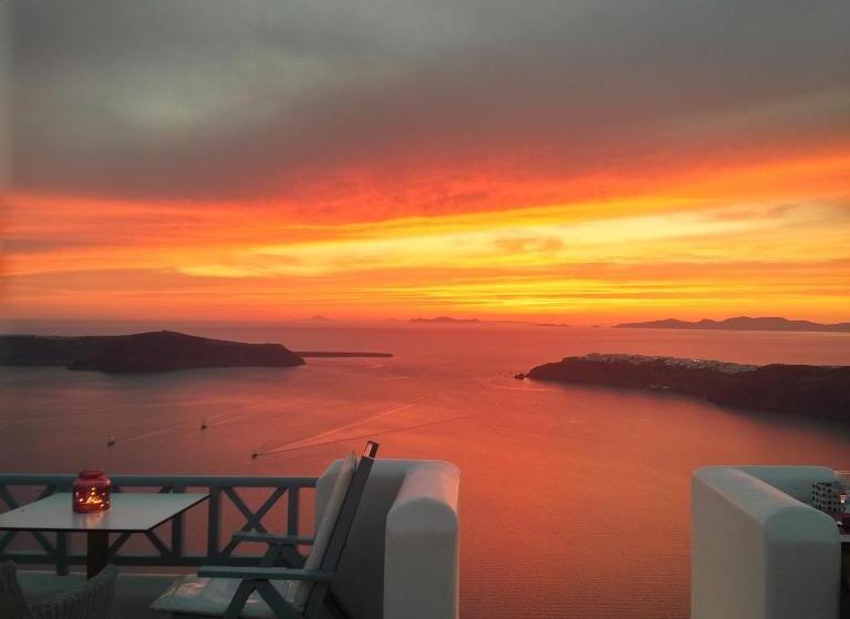 アウトサイドクラシックルーム, Absolute Bliss