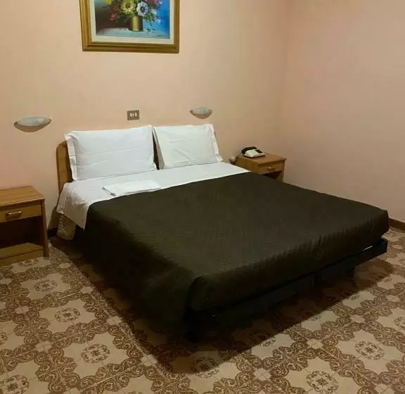 スタンダードルーム, Nuovo Hotel Attico