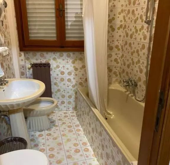 スタンダード４人部屋, Nuovo Hotel Attico