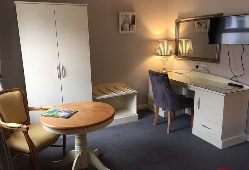 Standardzimmer, Castle Arch