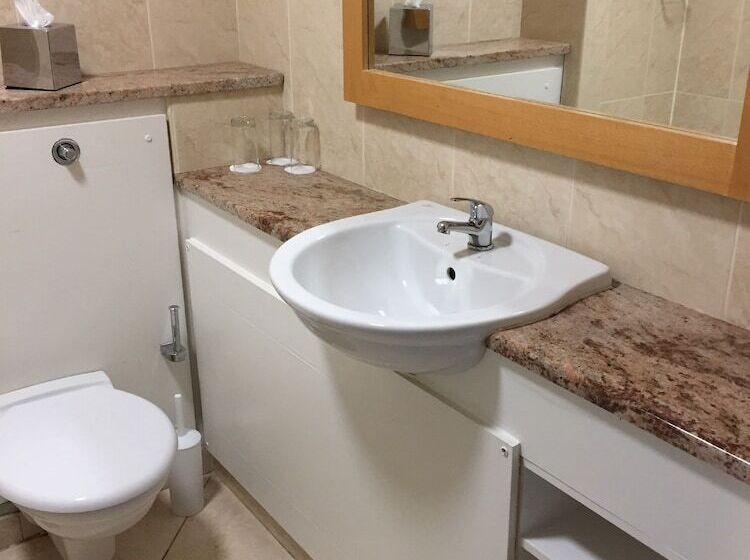 Standardeinzelzimmer, Castle Arch