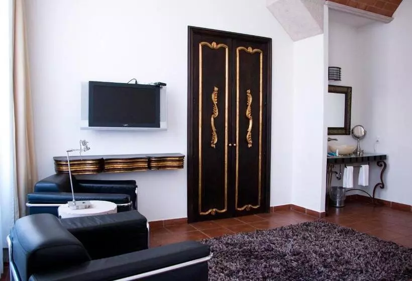 اتاق استاندارد, Herencia By Hosting House