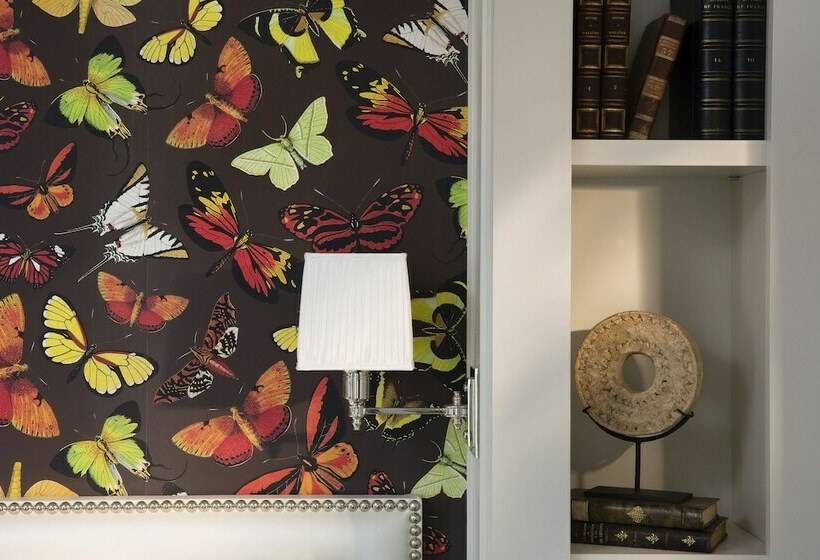 Chambre Classique, Monge