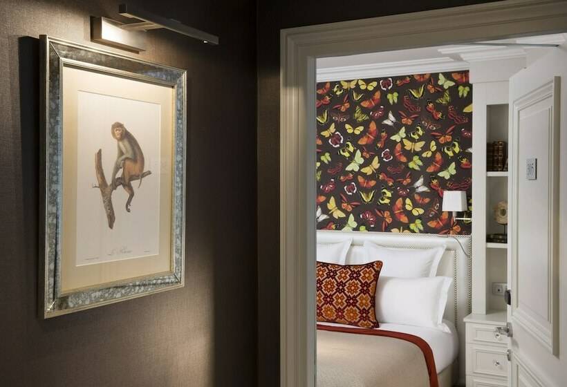 Chambre Classique, Monge