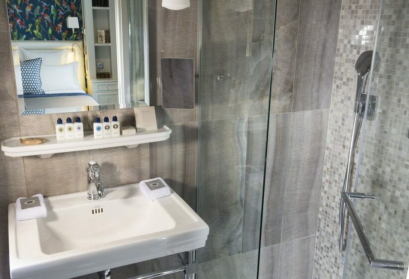 Chambre Supérieure, Monge