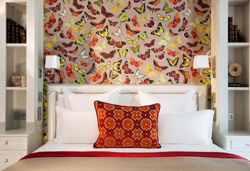 Chambre Classique, Monge