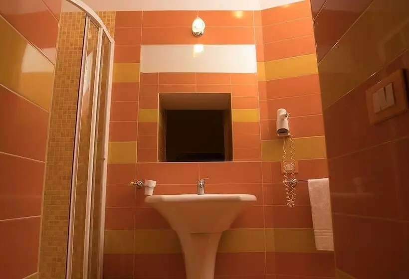 اتاق استاندارد یک نفره, Potenza