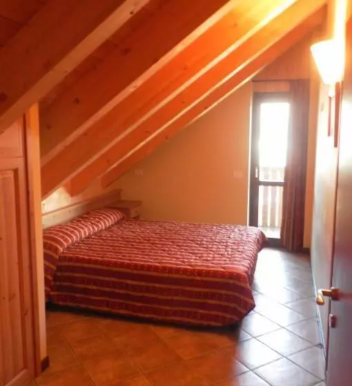 Huoneisto 2 Makuuhuonetta, Residence Stalle Lunghe