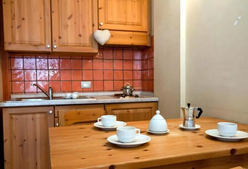Huoneisto 2 Makuuhuonetta, Residence Stalle Lunghe