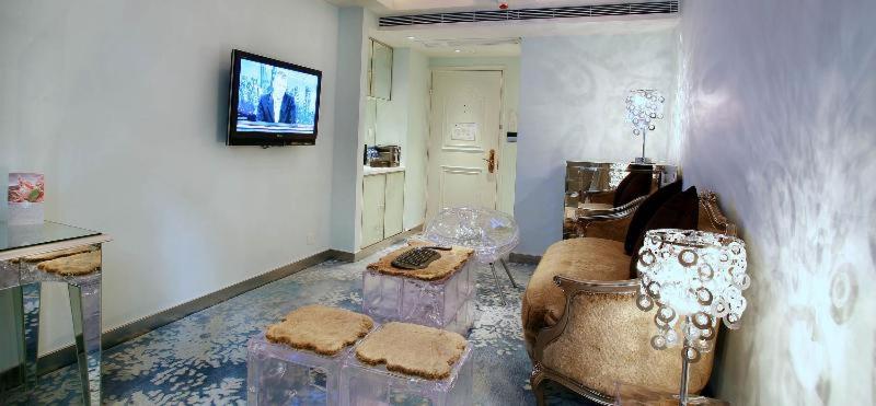 اتاق استاندارد, The Luxe Manor