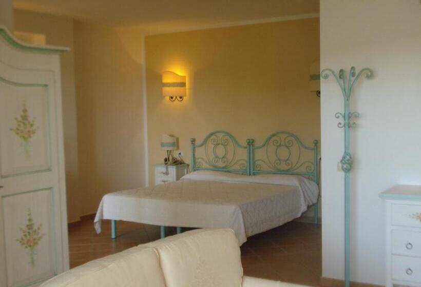 סוויטת ג'וניור, Valkarana Country Relais