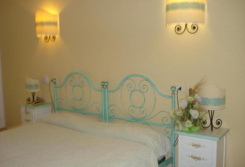 חדר דלוקס נוף לאגם, Valkarana Country Relais