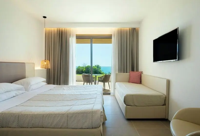 اتاق سوپریور سه تخته, Mangia S Torre Del Barone Resort