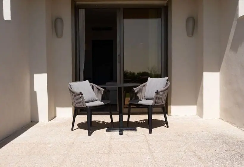 اتاق سوپریور سه تخته, Mangia S Torre Del Barone Resort