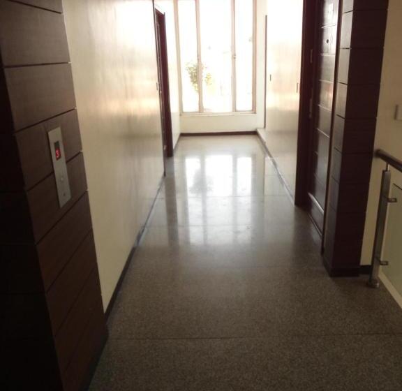 デラックスルーム, 1589 Hotels