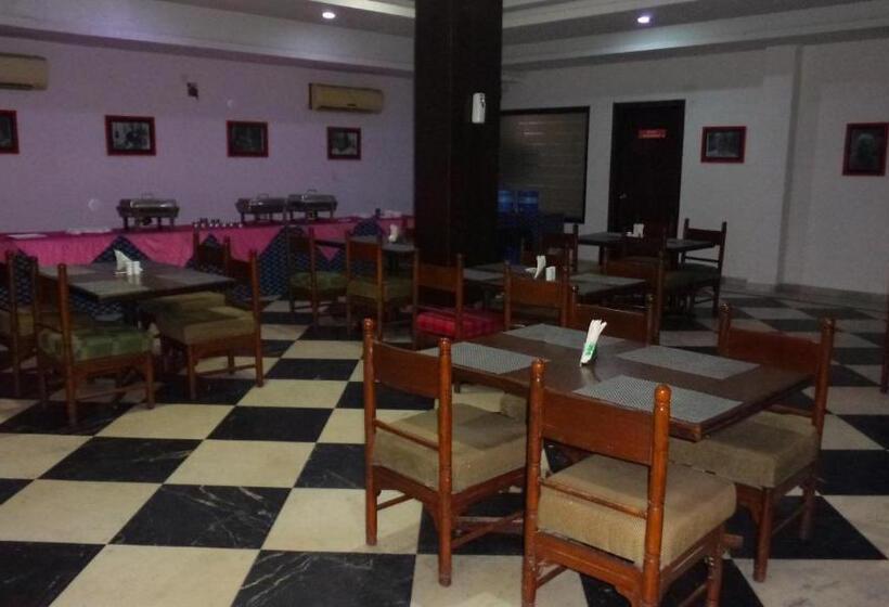 エコノミーシングルルーム, 1589 Hotels