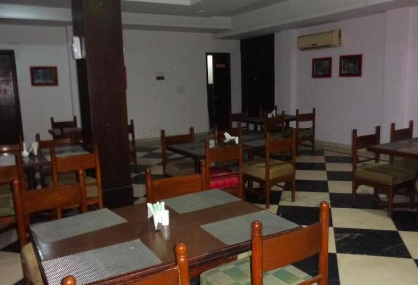 デラックスルーム, 1589 Hotels