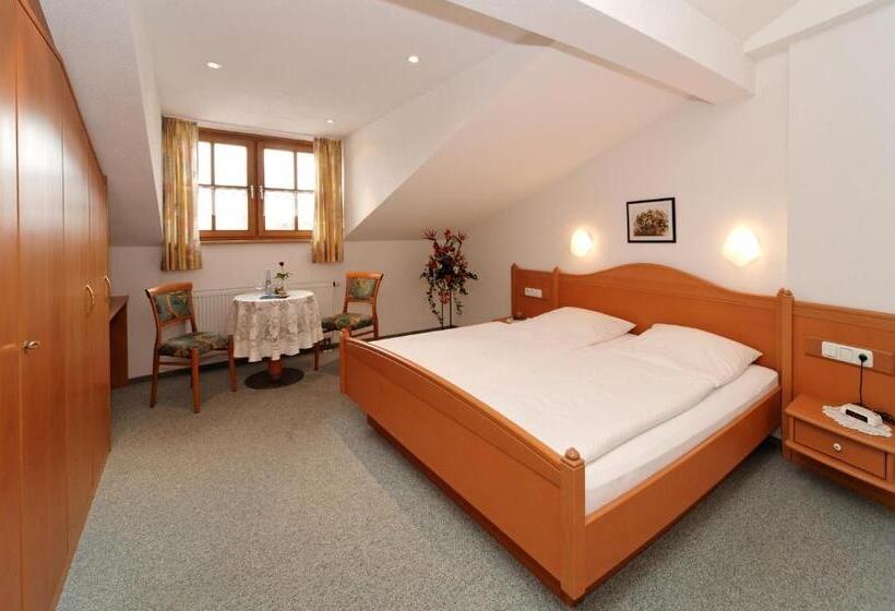 اتاق پنت هاوس, Gasthof Pension Kraus