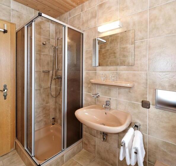 اتاق استاندارد یک تخته با بالکن, Gasthof Pension Kraus