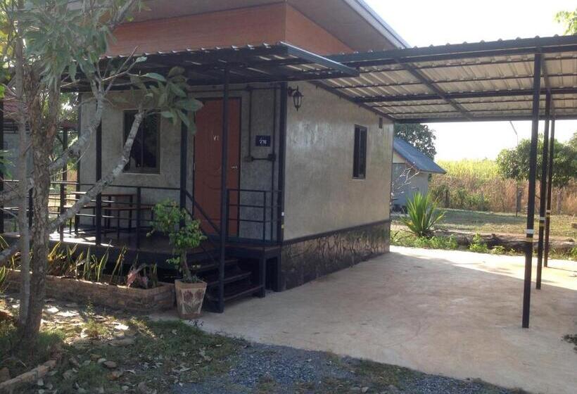 기본룸, Happy Resort Bandung