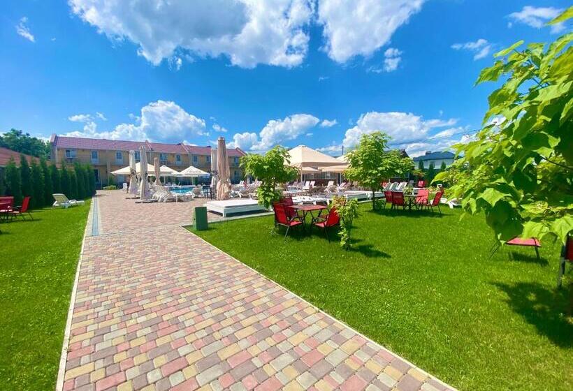 Апартаменты 2 Спальни, райский дворик