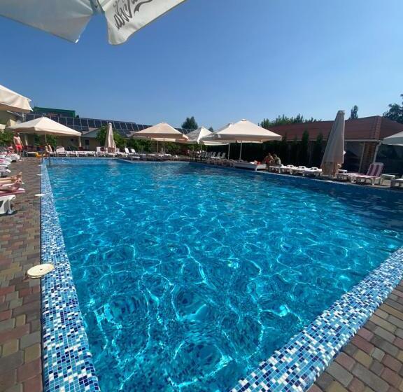 1 Bedroom Chalet, райский дворик