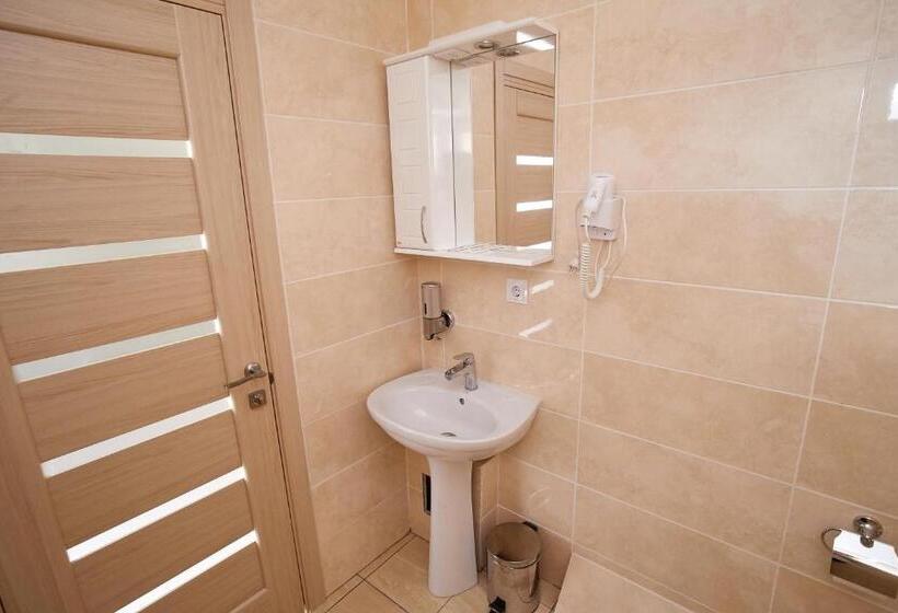 1 Bedroom Apartment, райский дворик