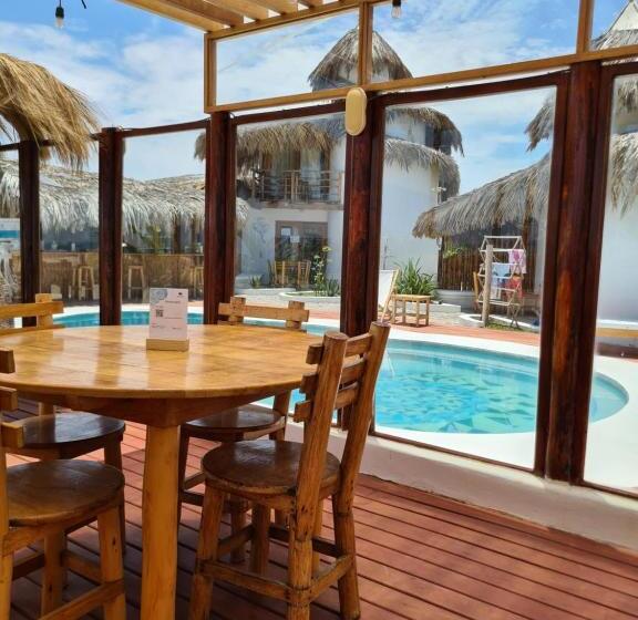 스탠다드 방갈로, Maracol Bungalows Vichayito