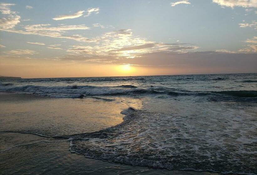 패밀리 방갈로, Maracol Bungalows Vichayito