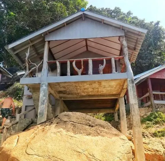 スタンダードバンガロー, Lae Tawan Bungalow