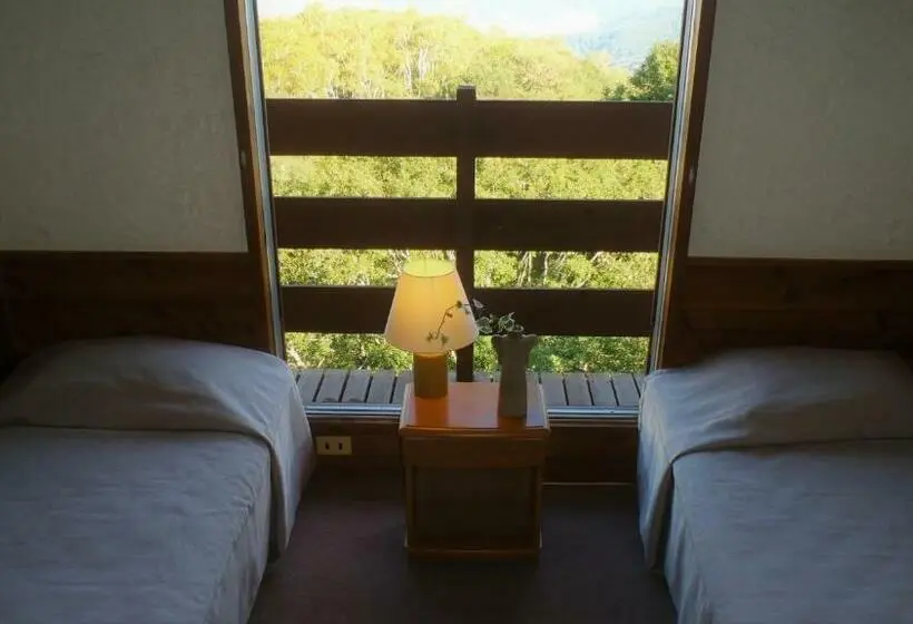 اتاق استاندارد چهار تخته, Blueberry Pension Madarao