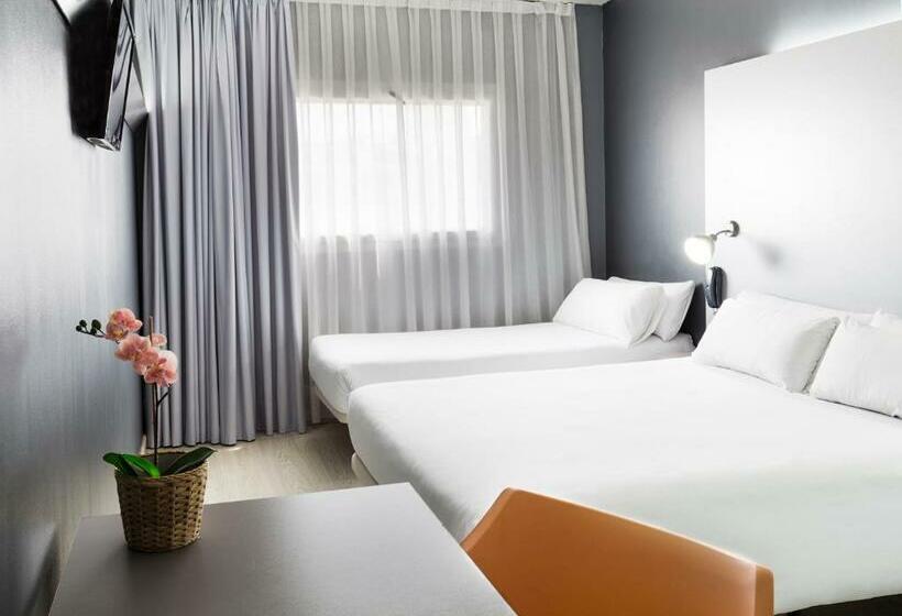 Номер Стандарт, B&b Hotel Barcelona Mollet
