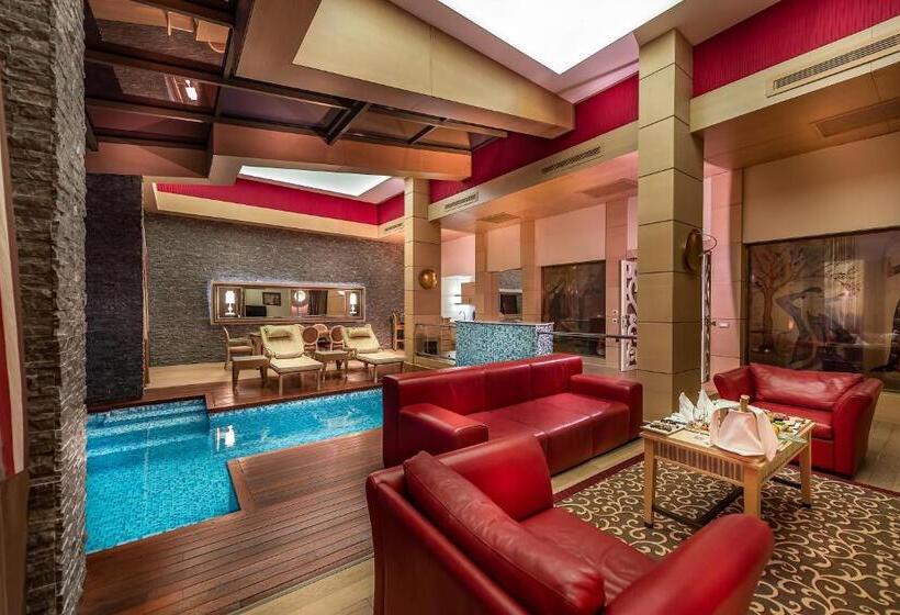 스위트, Cornelia Diamond Golf Resort & Spa