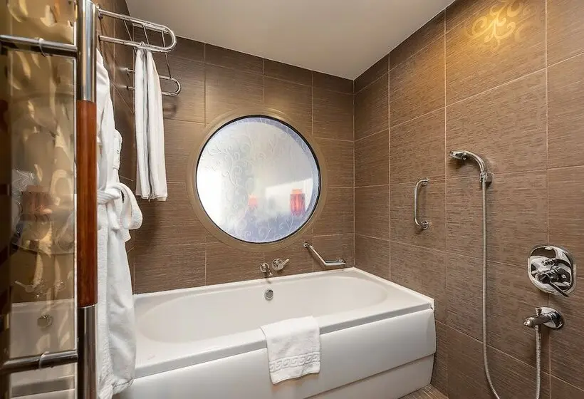 Classic Room Side Sea View, Cornelia Diamond Golf Resort & Spa