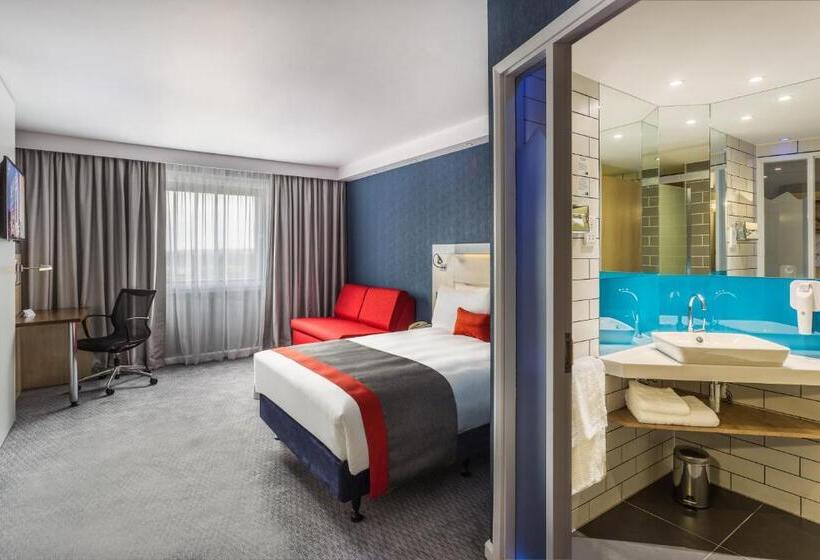 Номер Стандарт, Holiday Inn Express London   Watford Junction, An Ihg